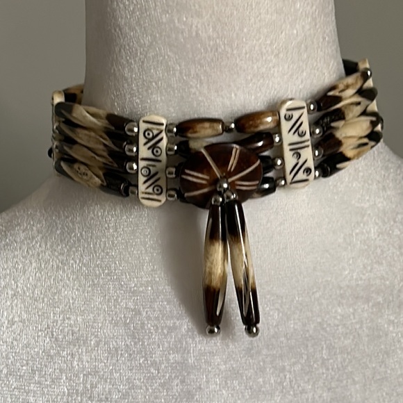 Native American Style Unisex Four Row Bone Hairpipe Bead Tie Choker Necklace - Picture 6 of 6